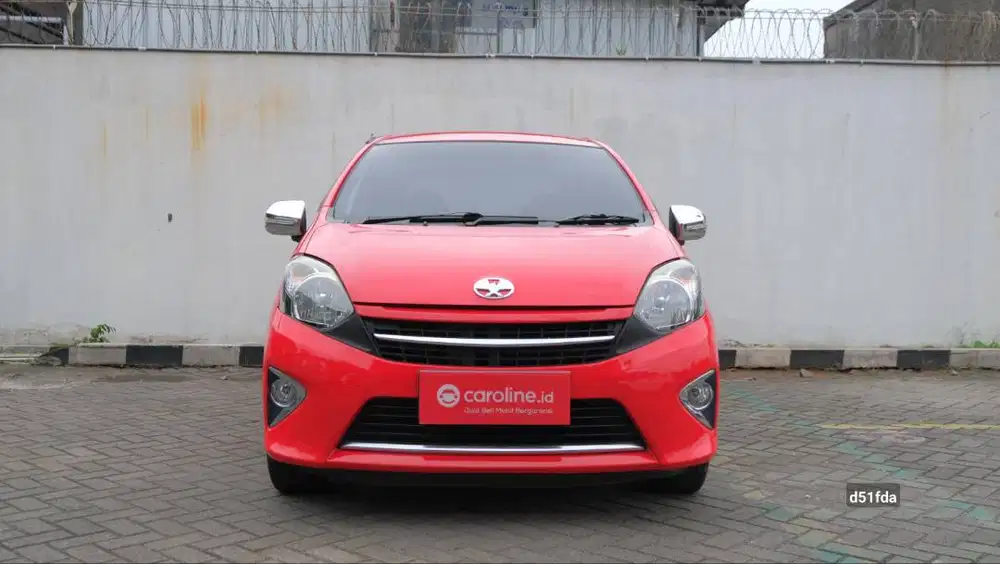 TOYOTA AGYA G 1.0 MT 2017 MERAH