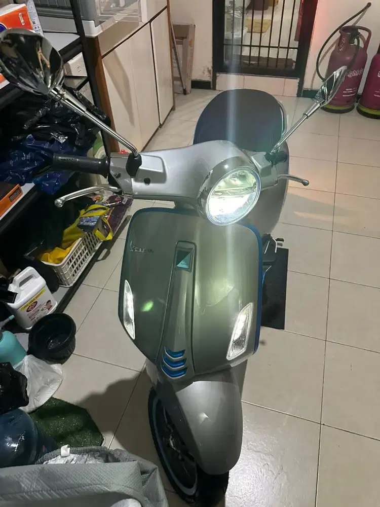 Vespa Elettrica 2023