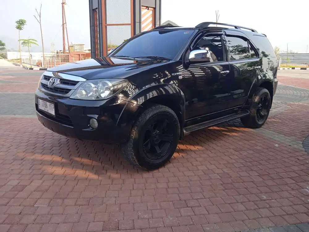Toyota Fortuner 2008 Bensin