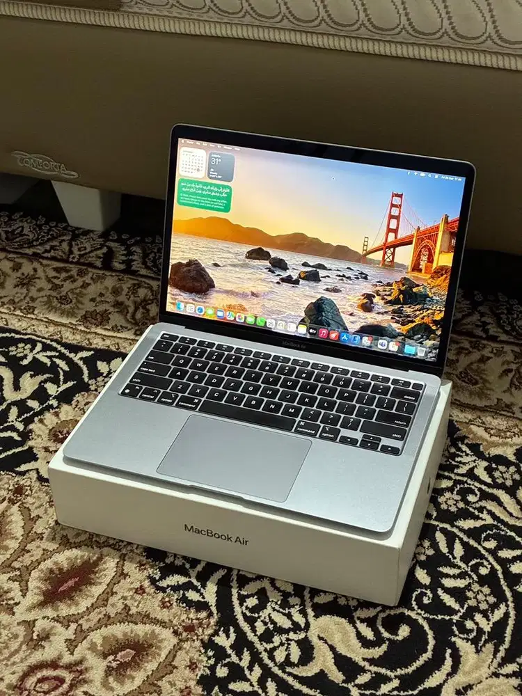Macbook Air M1 2020 8/256 GB
