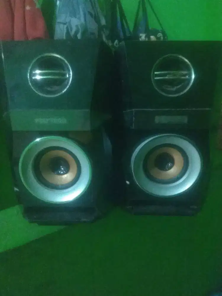 Speaker pasif polytron