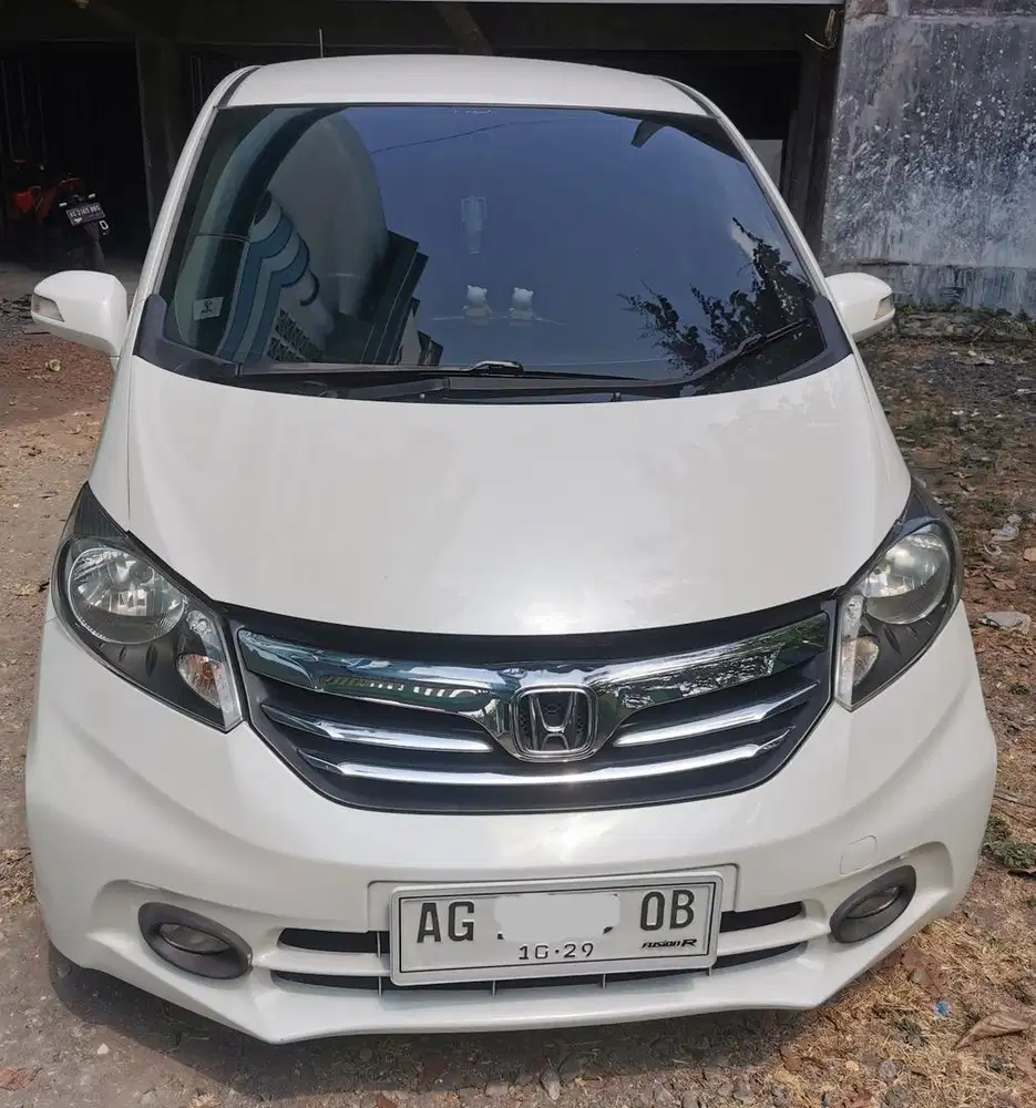 Jual Honda Freed 2012