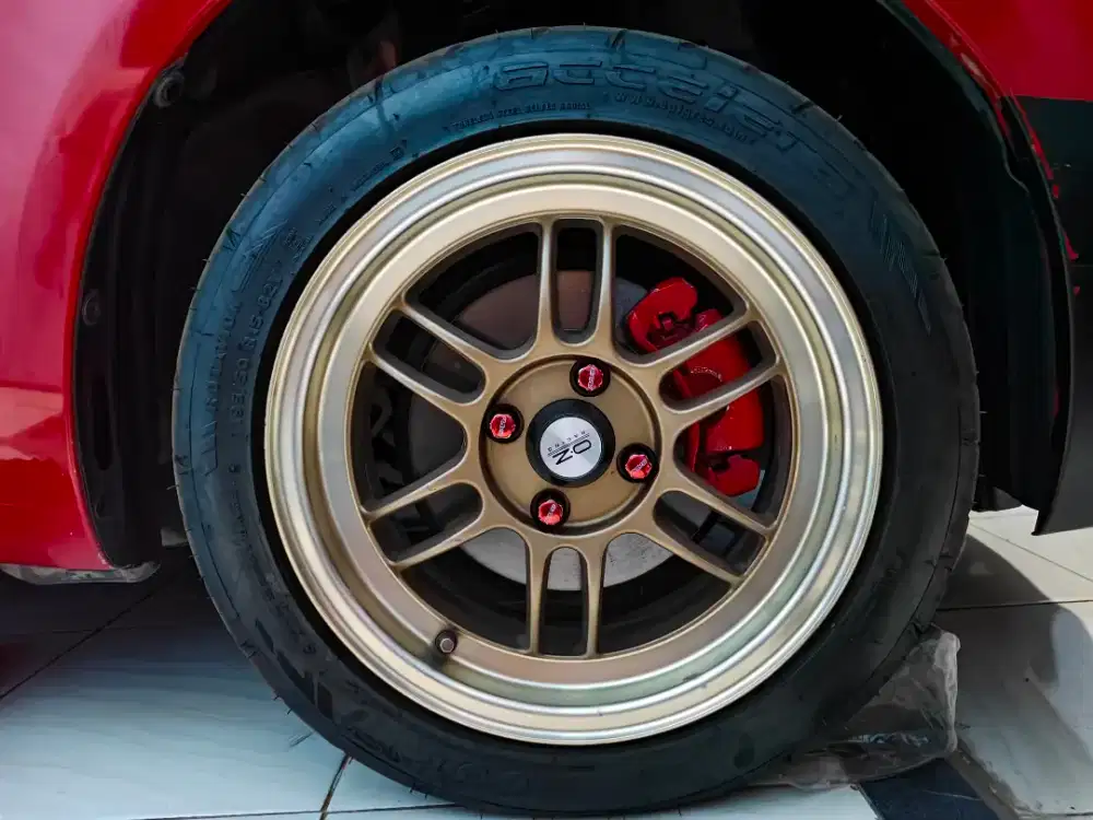 Dijual Ban Accelera 651 Sport 195/50 R15