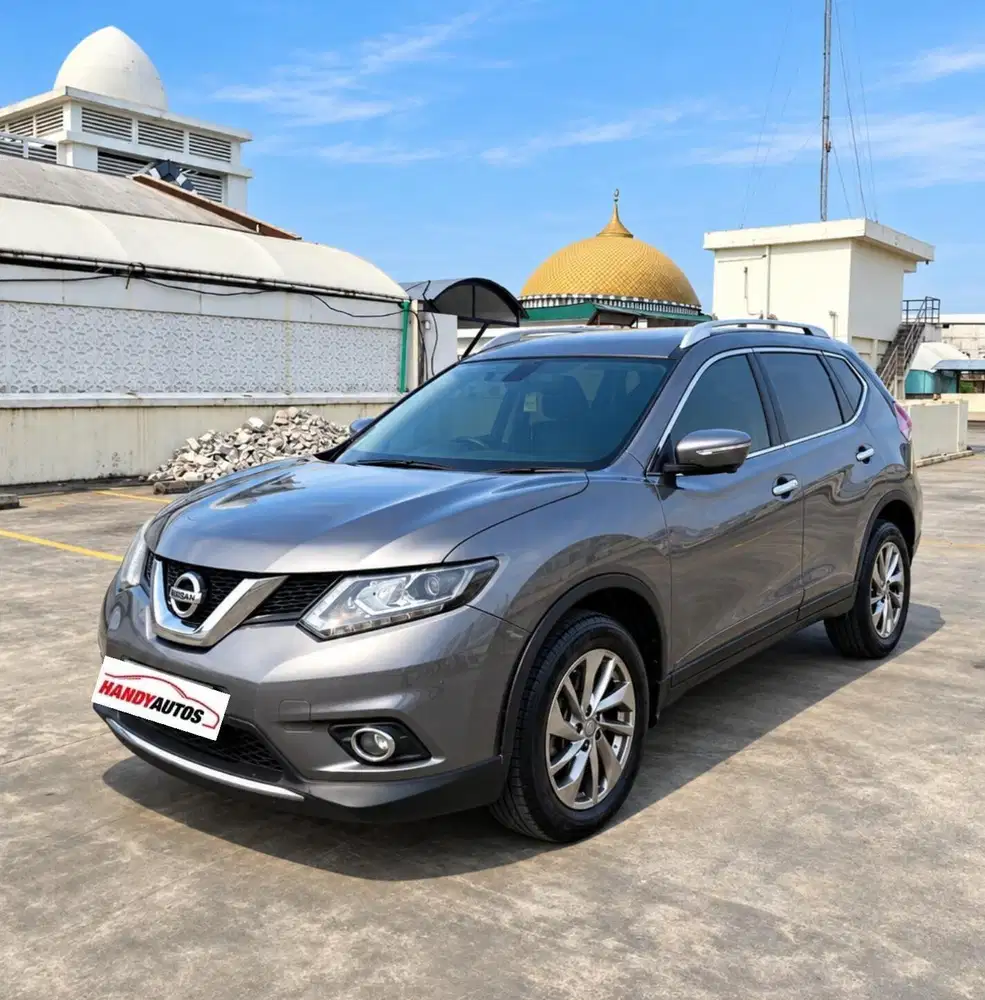 Nissan X-Trail 2.5 2015 Automatic Abu-abu Metalik