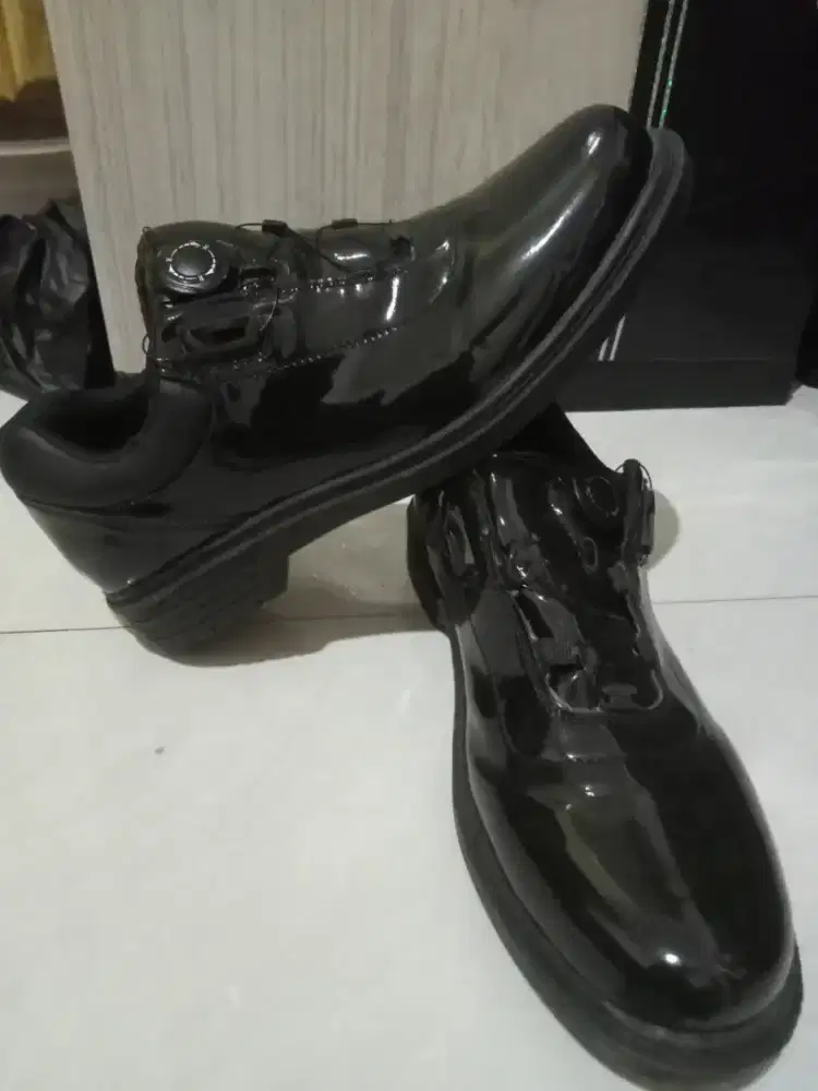 Dijual sepatu pdh tali puter merk webest original