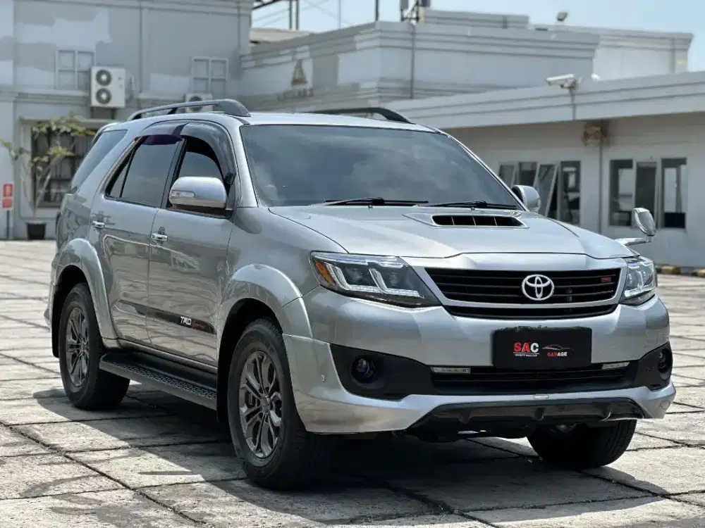 FORTUNER VNT TRD DIESEL WARNA LANGKAH THN 2015