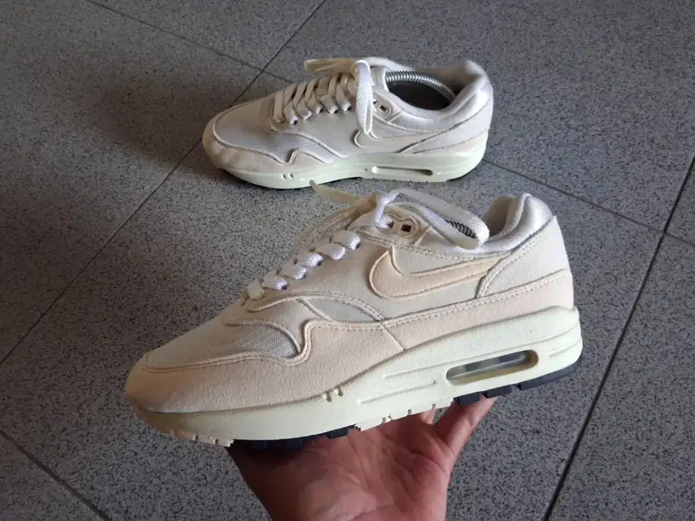Nike Air Max 1 Guava Ice Wmn Original
Size 36,5 (ada adidas converse)