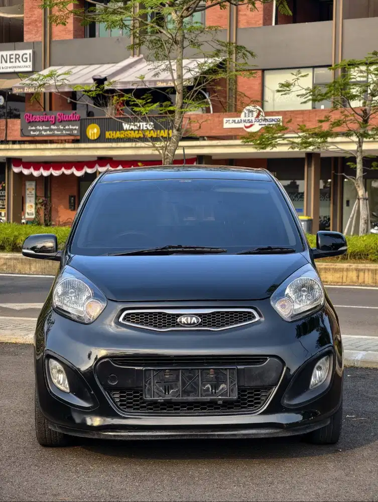 Kia Picanto SE matic 2013 hitam