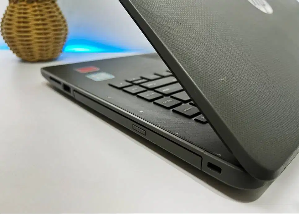 Laptop Lenovo core i5 Ram 8gb dual VGA Nvidia Spek multifungsi Design