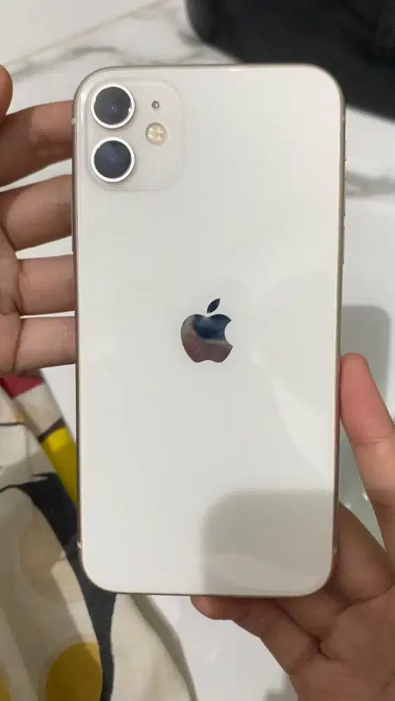 iphone 11 (128gb) masi bagus