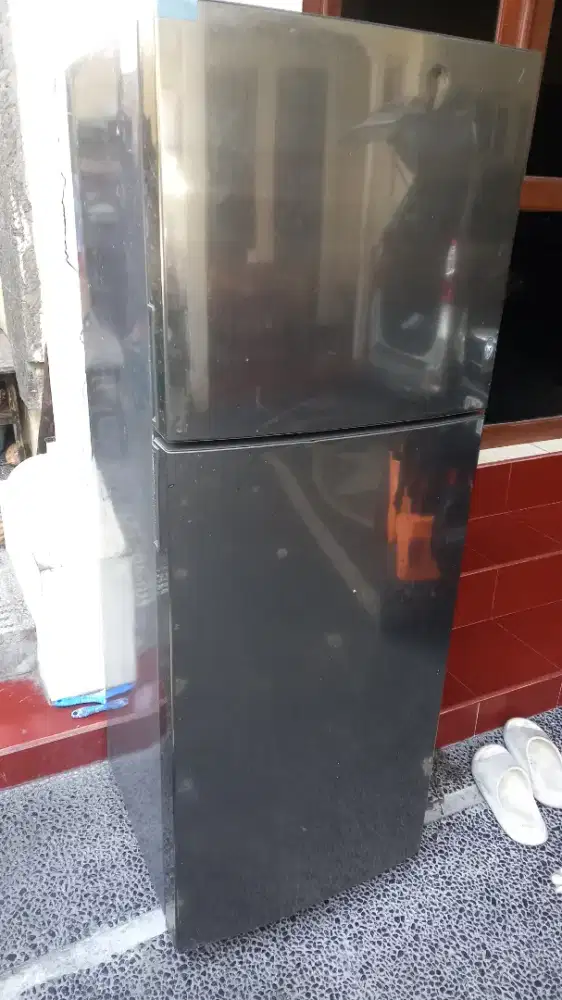 kulkas samsung bekas