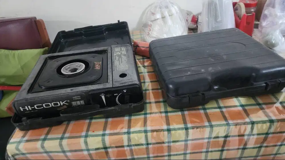 Jual Kompor Gas Portable Bekas - Merek Heles & HI-COOK (Termasuk Case)