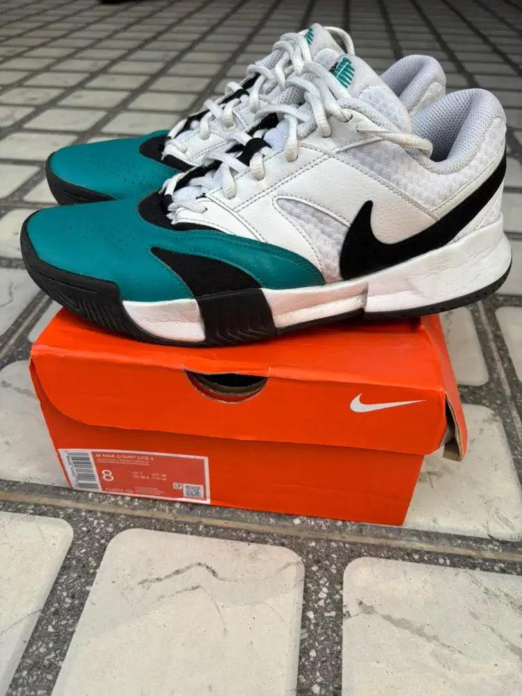 Nike Court Lite 4