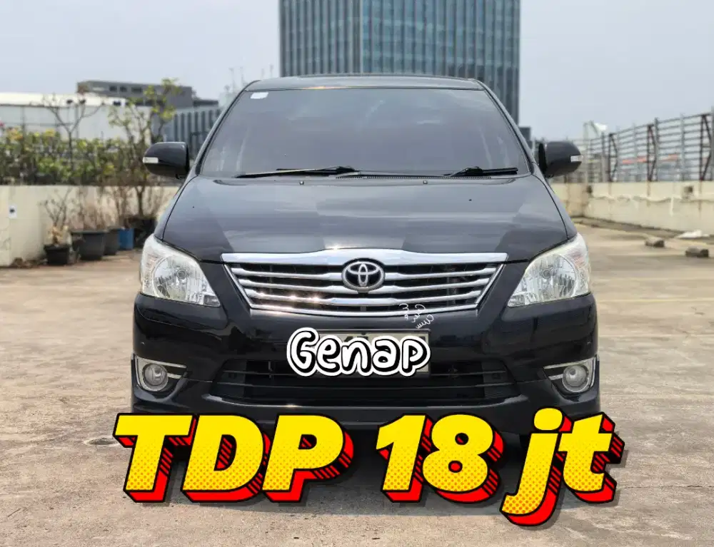 Innova 2.0 V Luxury 2012 AT
