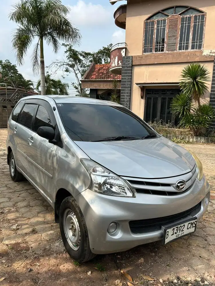 XENIA X 1.3 2013