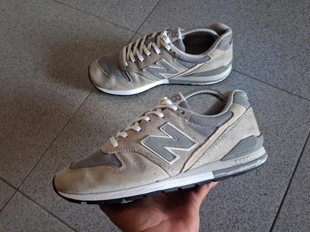 New Balance 996 Original
Size 41,5 (ada adidas nike)