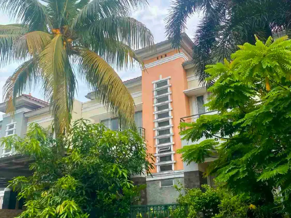 DIJUAL RUMAH MEWAH DI RAFFLES HILLS