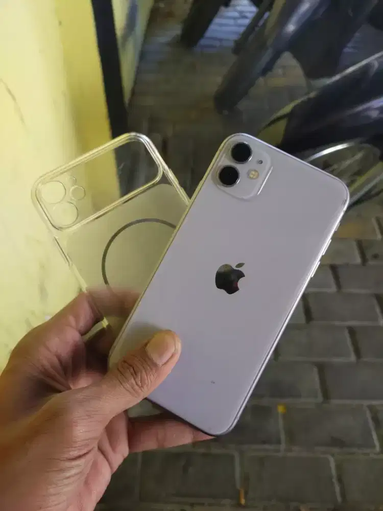 Iphone 11 128gb mulus siap pakai