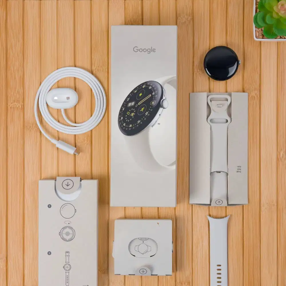 Google Pixel Watch 4 ( 45mm ) Wi-Fi, like new fullset original