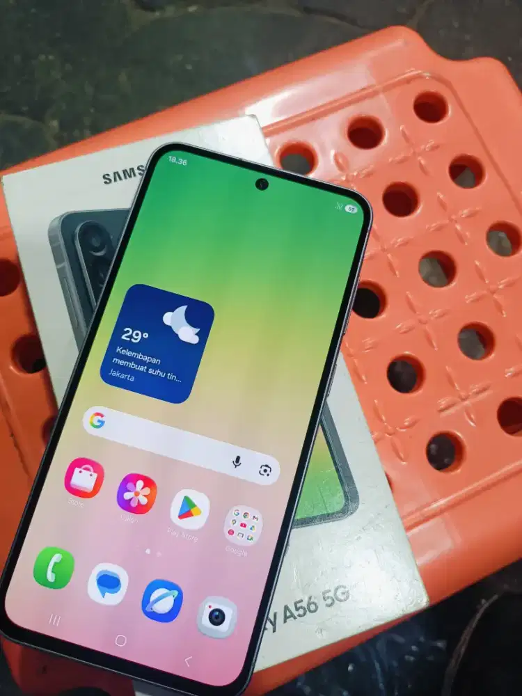 Samsung a56.  5g ram 8/128