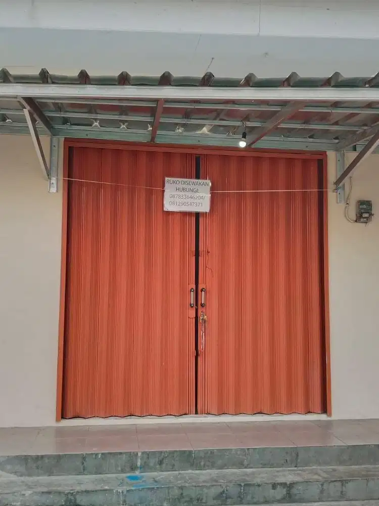 DISEWAKAN 2 RUKO DI BEJI TIMUR DEKAT PASAR KEMIRI