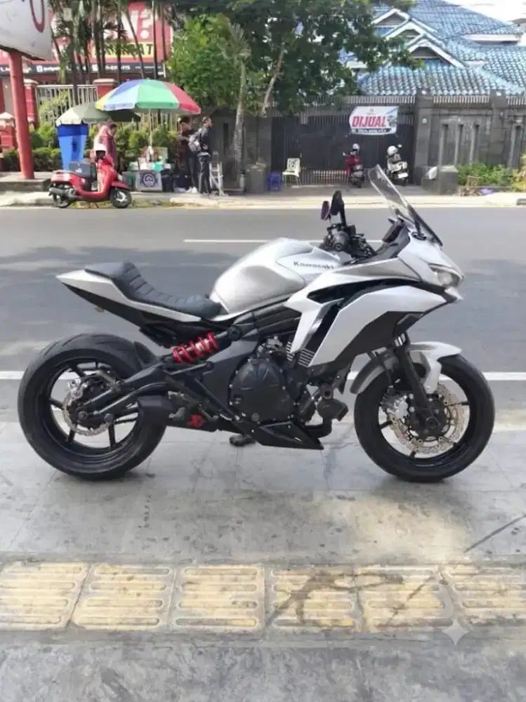 Modifikasi moge Kawasaki versys 650 basic er6n