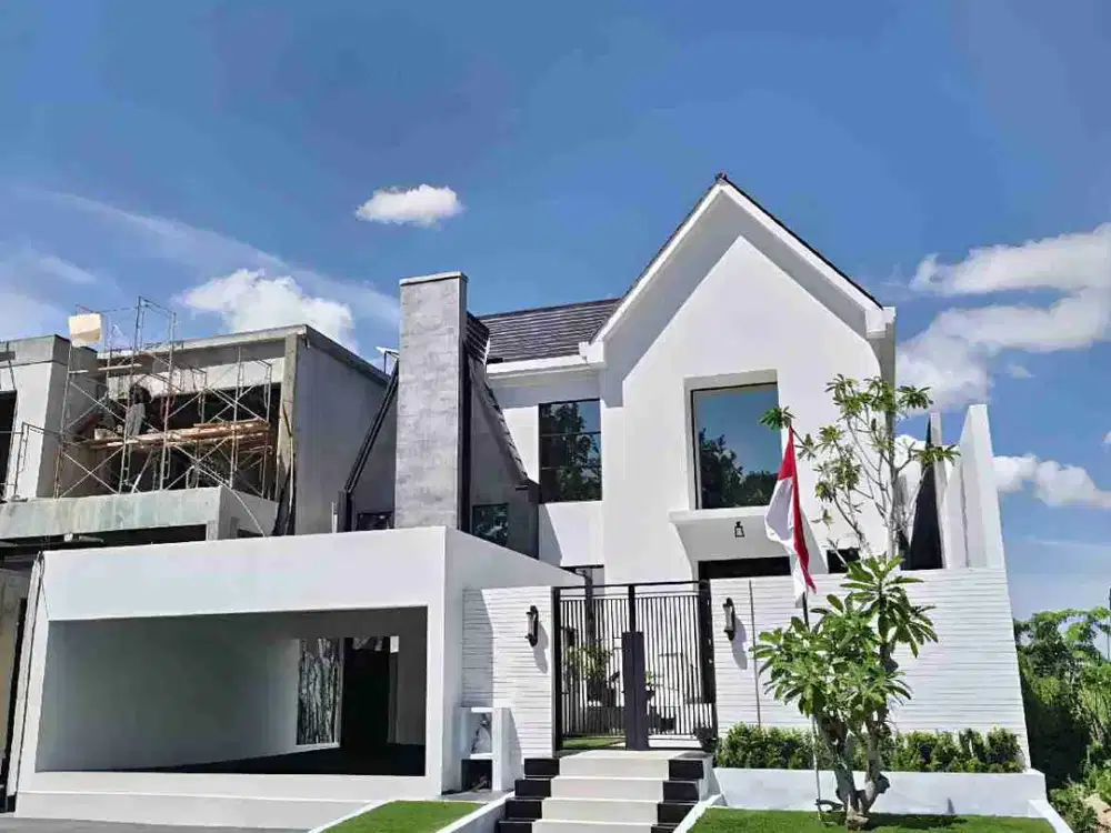 Rumah Mewah di Crown Hills Konsep Eropa Classic Style dekat Pelabuhan Batam Centre