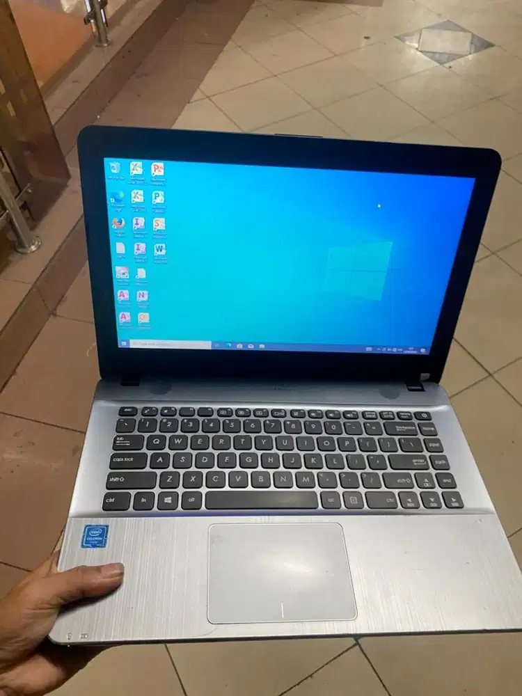laptop asus vivobook x441m