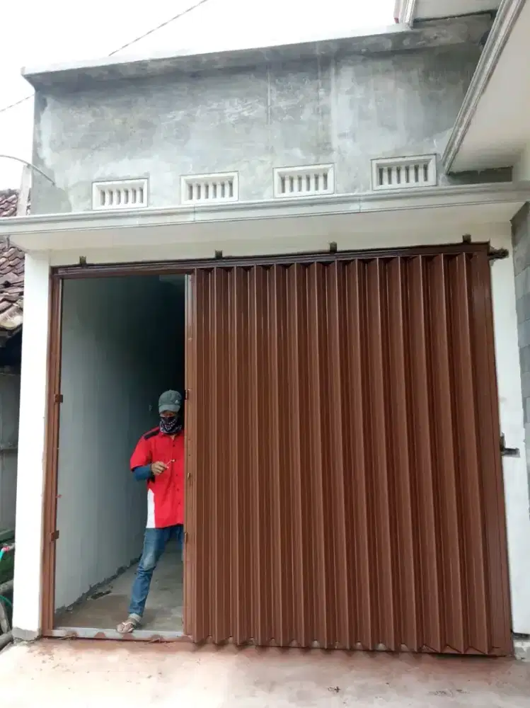 Pintu harmonika