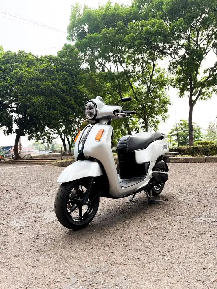 YAMAHA FAZZIO LUX 2024 VERY LOW KILOMETER!