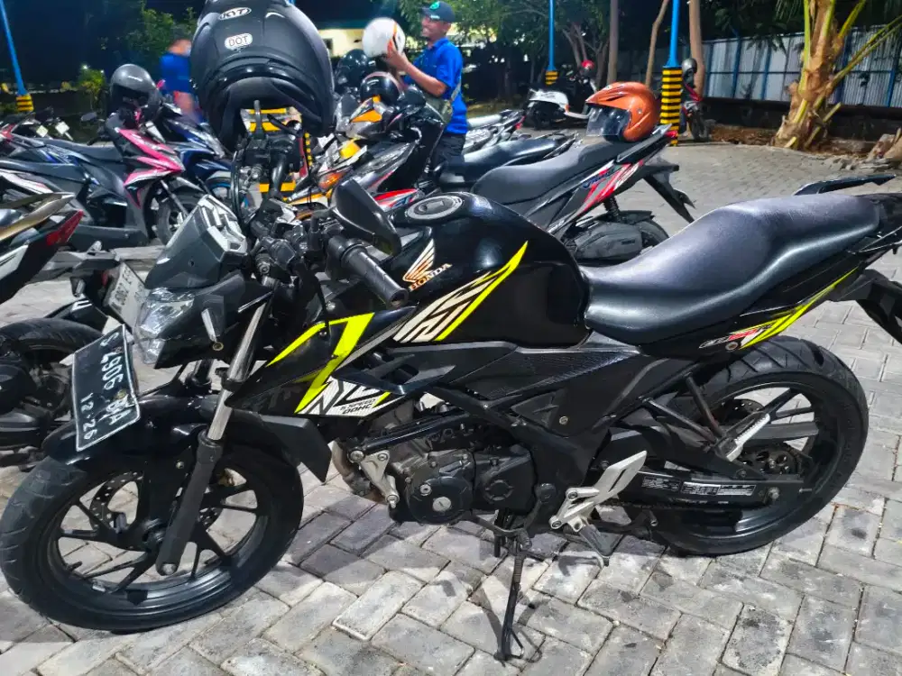 HONDA CB 150 R 2016