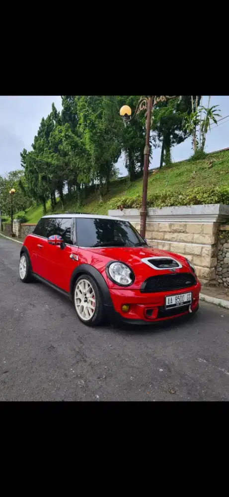 MINI COOPER S TURBO R56 FACELIFT ENGINE N18 (INTERIOR BLACK PIANO)