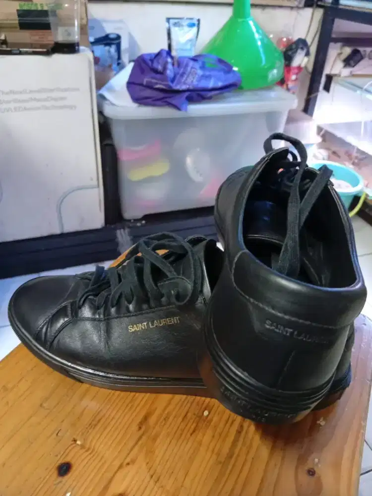 Sepatu saint Laurent original