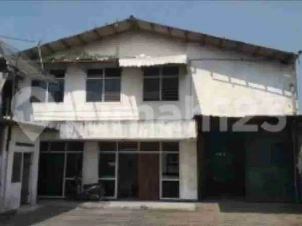 DIJUAL Gudang Bekas Pabrik Di kebraon