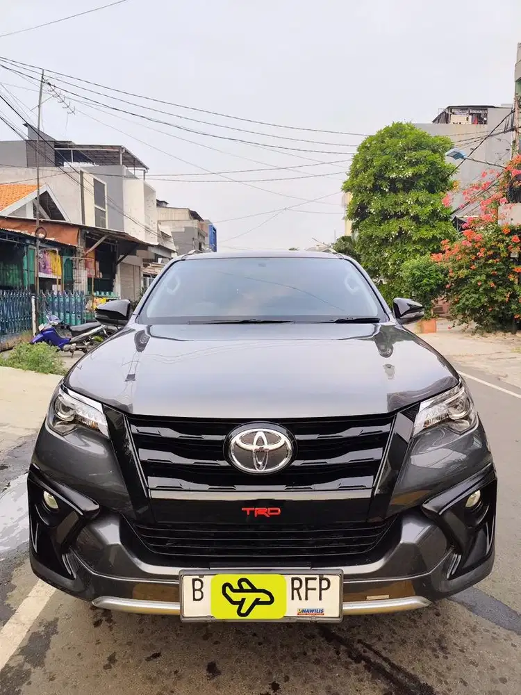 Toyota Fortuner SRZ TRD 2017 bensin