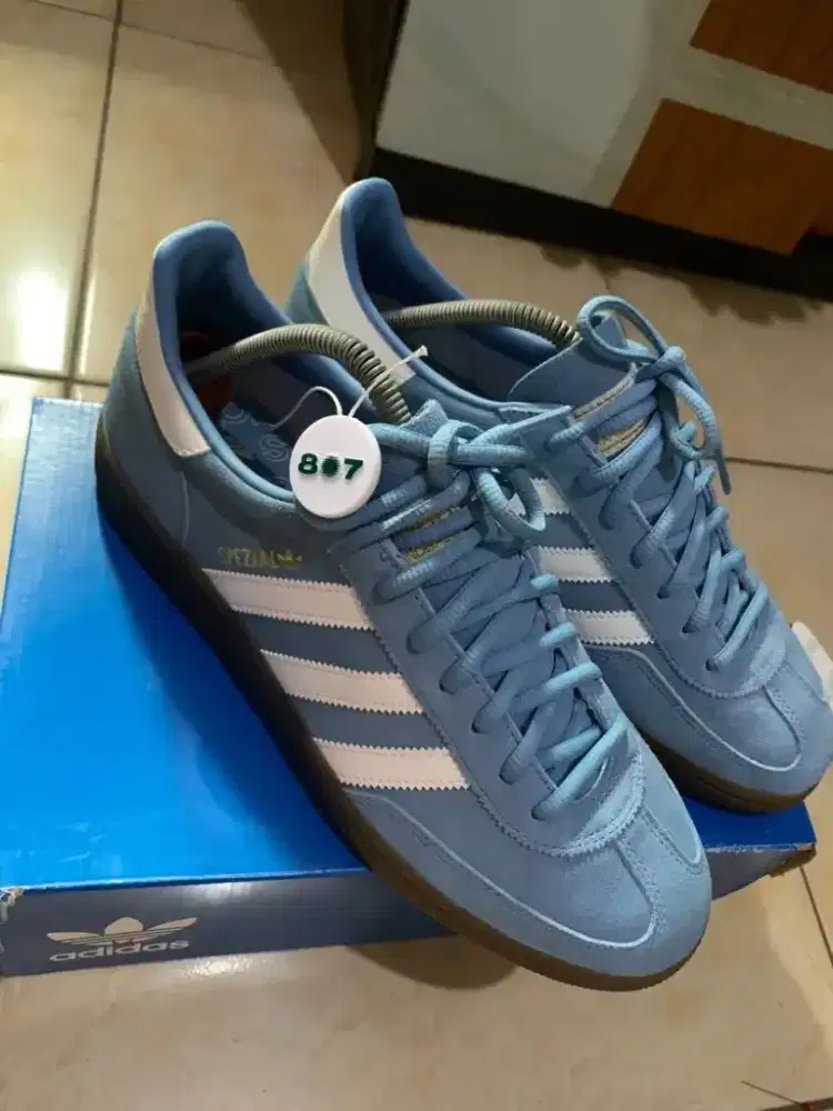 sepatu adidas spezial 807