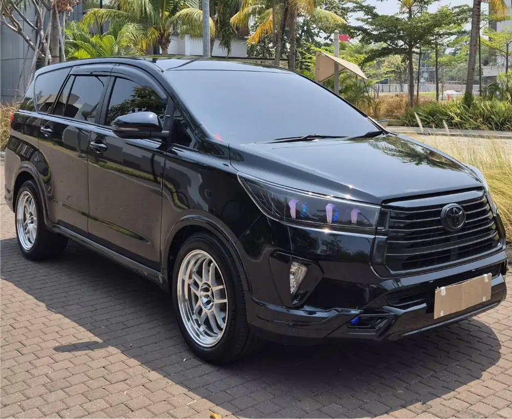 innova reborn g diesel 2025 at like new