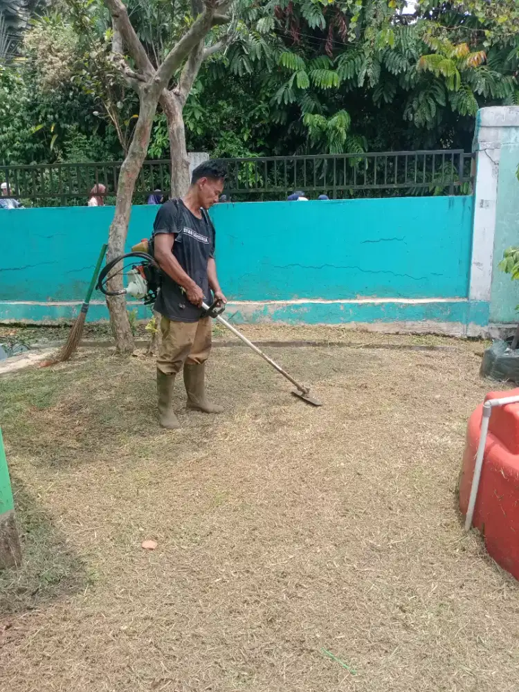 JASA POTONG RUMPUT TAMANSARI & SEKITARNYA