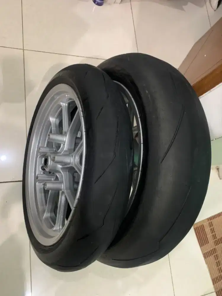 Velg tapak lebar R17 5.5 inch & 3.5 inch