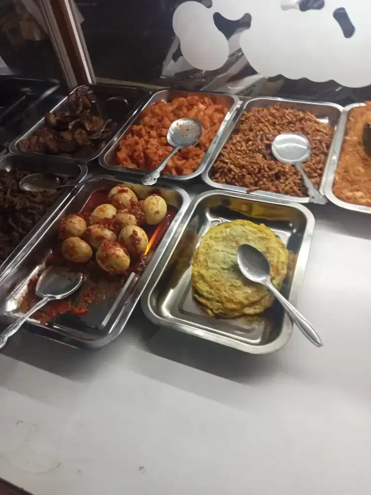 Cari tukang masak.