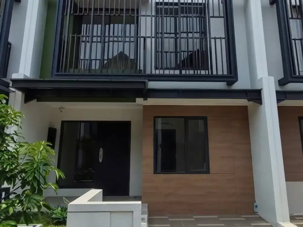 DIJUAL RUMAH USTWR LEONORA SUMMARECON GADING SERPONG