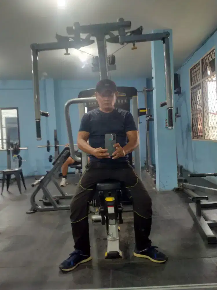 Personal trainer ( gym )