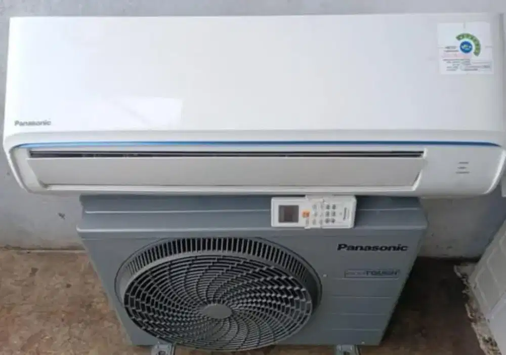 AC seken panasonic 1/2pk model terbaru freon r32