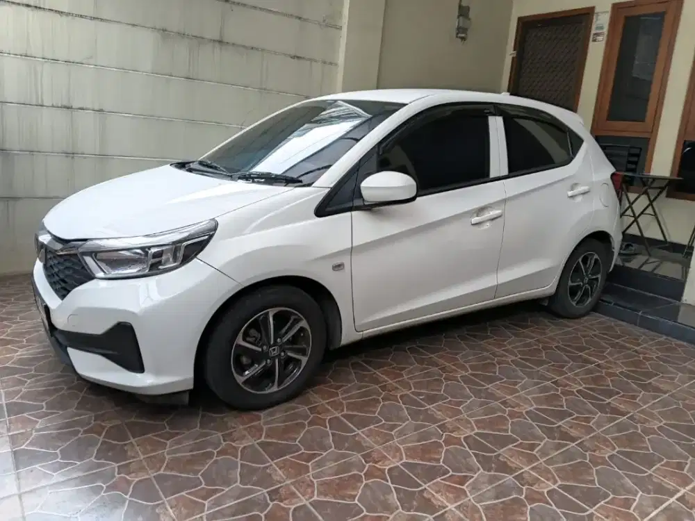 Dijual mobil pribadi terawat tangan pertama