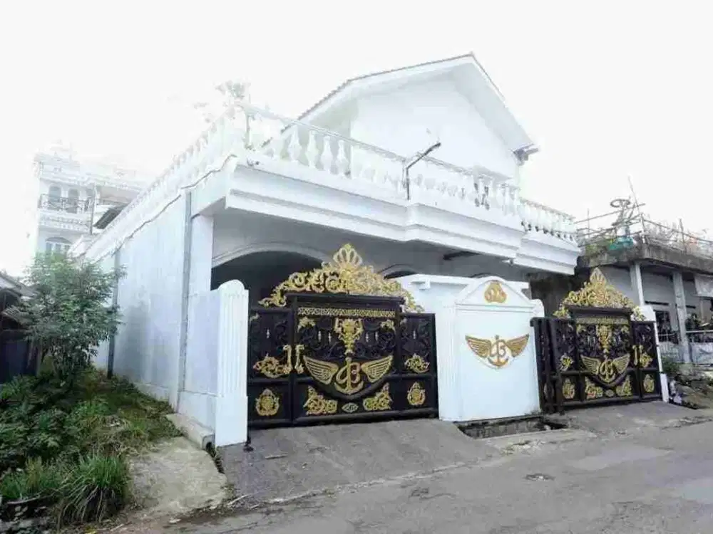 Dijual Rumah Mewah FULL FURNISHED Siap Huni Di Kolonel Masturi Lembang