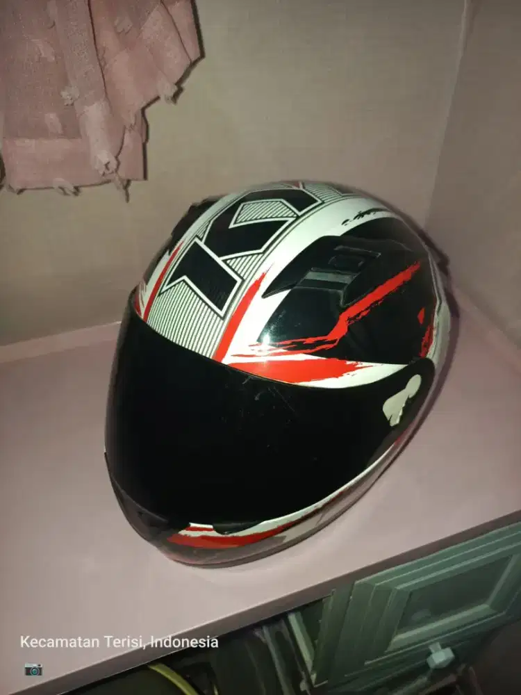 Helm KYT R-10 full face