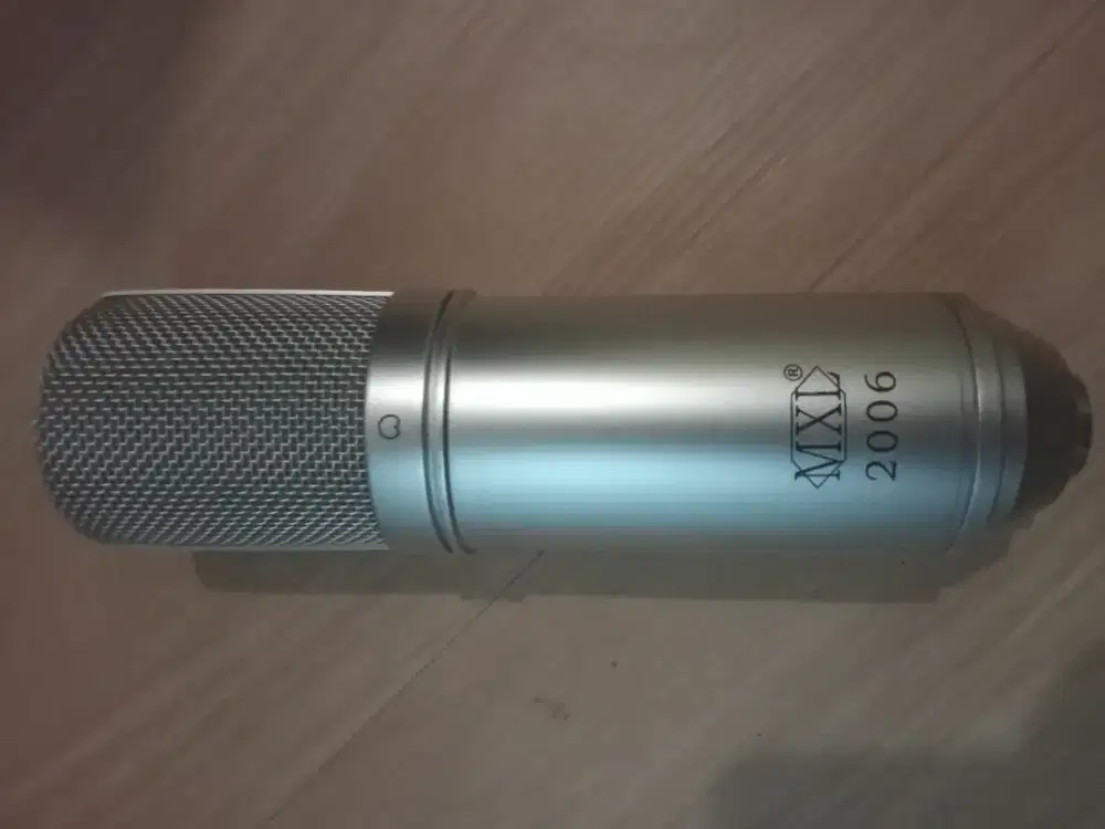 Microphone MXL 2006.