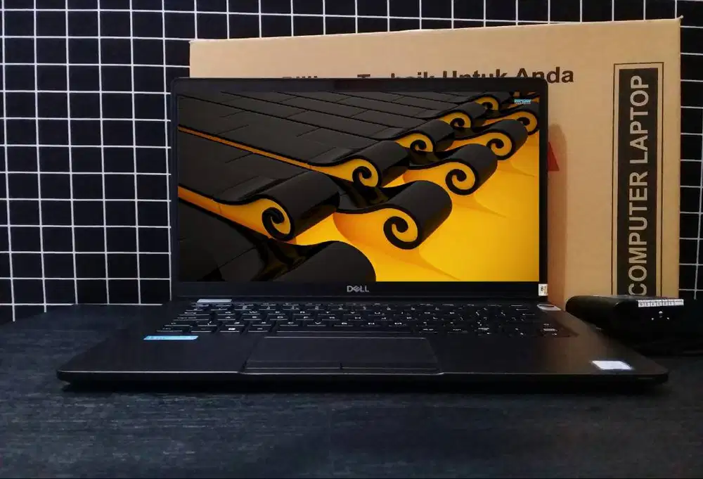 Laptop TouchScreen Fulzet | Core i5 | Ram 8 | SSD | Lok Malang