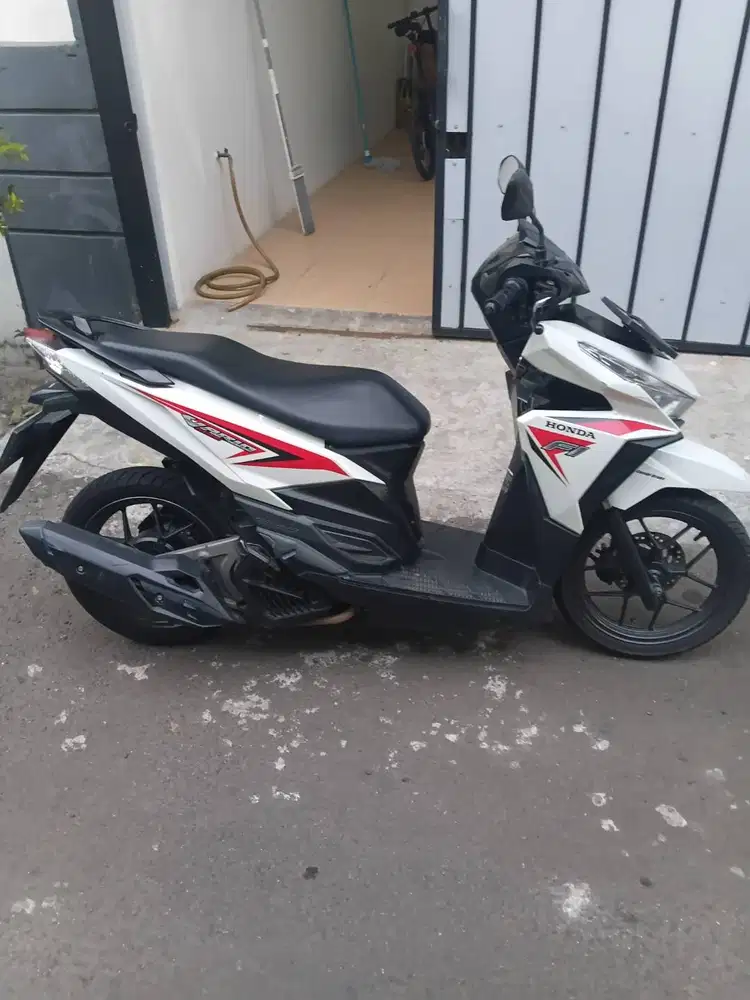 DIJUAL VARIO 125 ISTIMEWA THN 2016