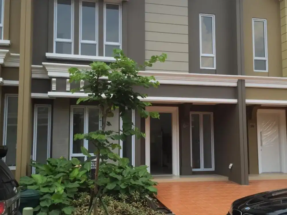 DIJUAL Rumah 2 lt cluster Karelia Gading Serpong